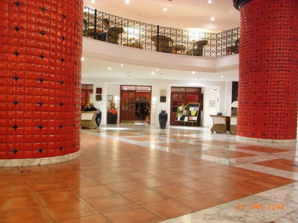 Lobby/Eingang  db San Antonio Hotel + Spa