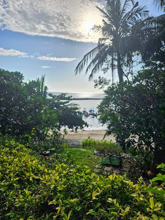 Strand Anantara Lawana Koh Samui Resort