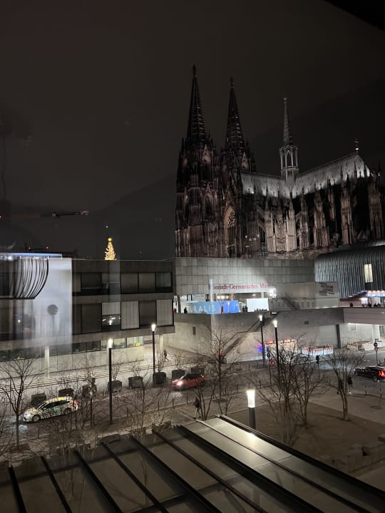 Ausblick Hotel Mondial am Dom Cologne- MGallery