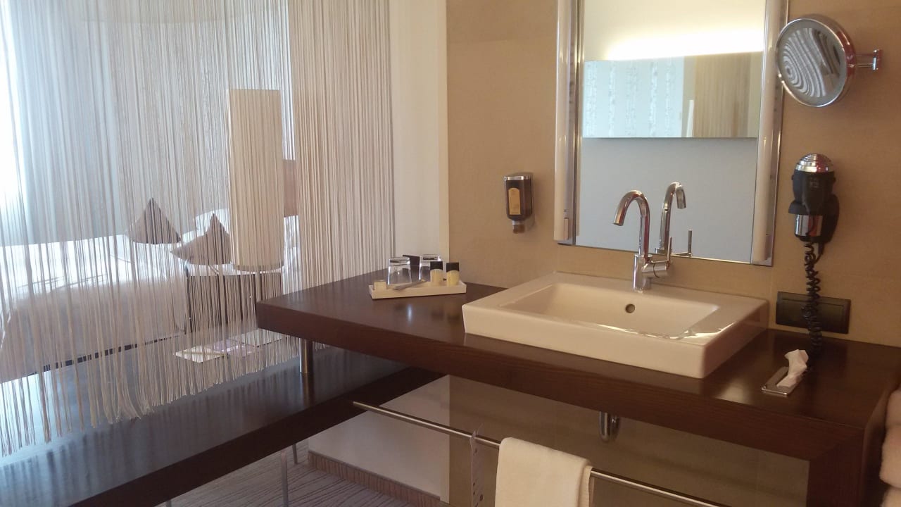 Nassbereich im Zimmer Das Seepark Wörthersee Resort