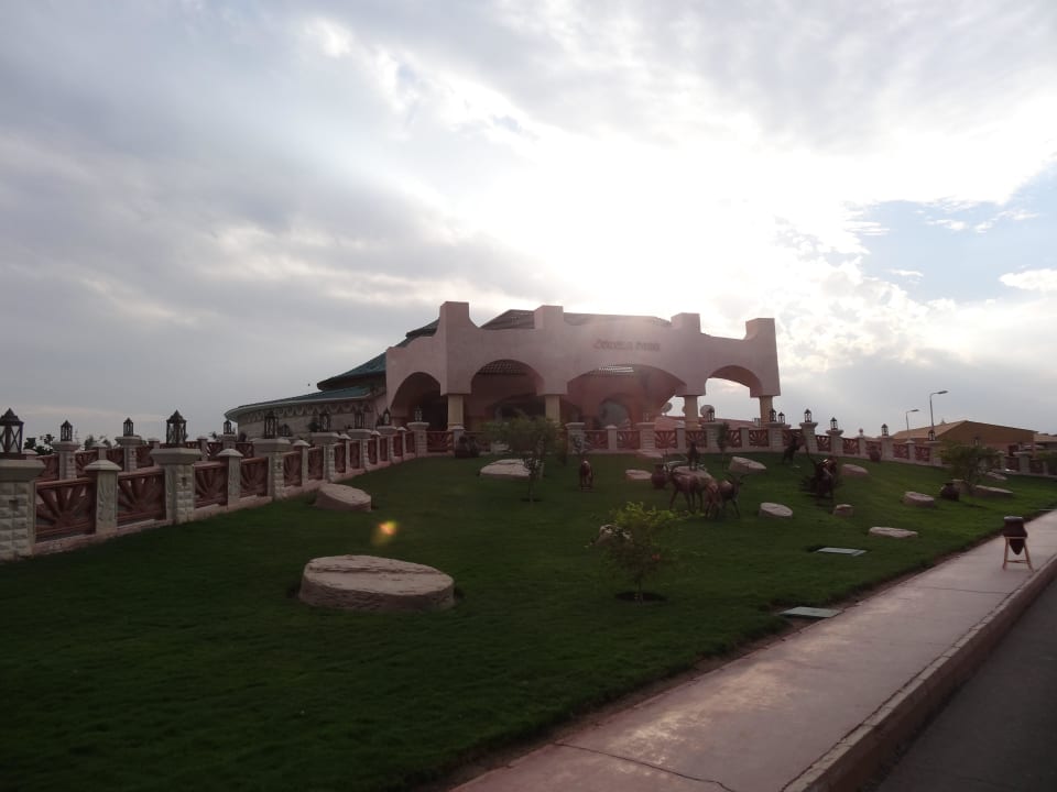 Anfahrt zum Jungle Pickalbatros Jungle Aqua Park Resort - Neverland Hurghada