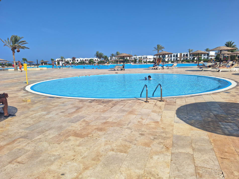 Pool Hotel Gorgonia Beach Resort