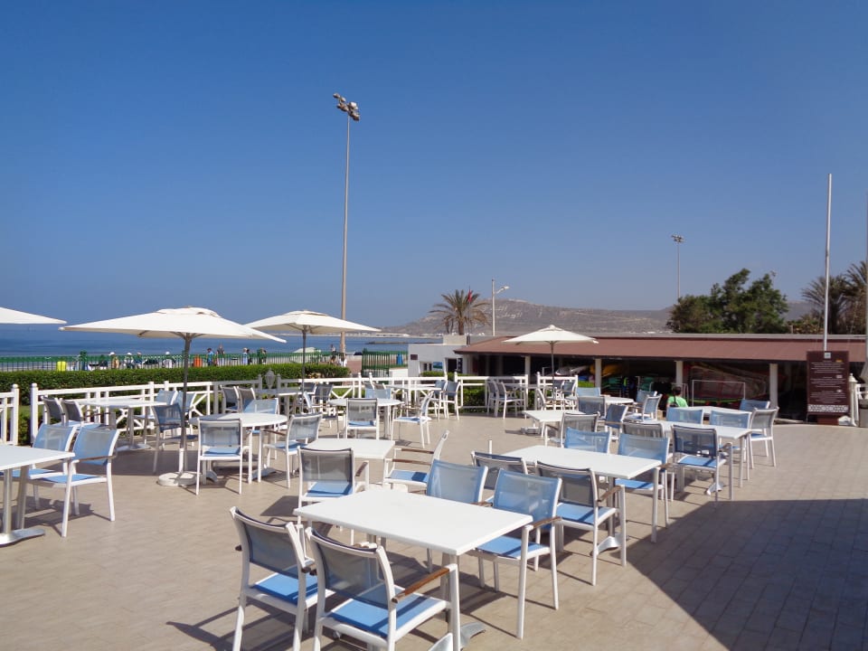 Poolbar zum Strand Dunes D'or Ocean Club