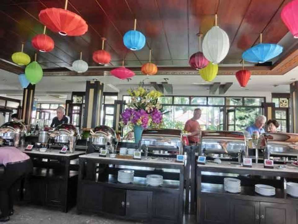 Bunt gestaltet Hotel Vinh Hung Riverside Resort & Spa