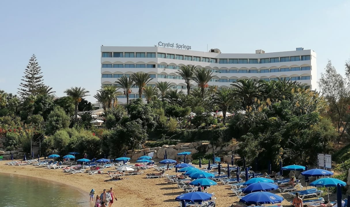 Außenansicht Crystal Springs Beach Hotel