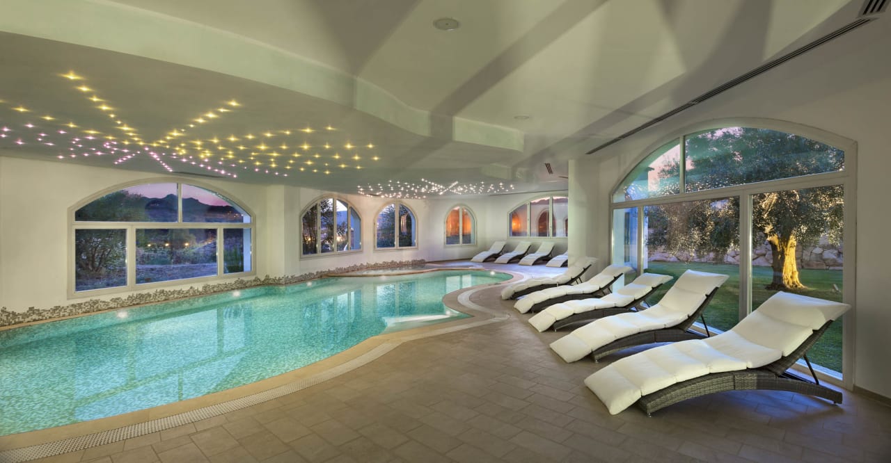 Pool Hotel La Rocca Resort & Spa