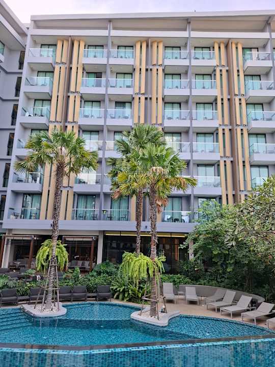 Pool Hotel Amber Pattaya