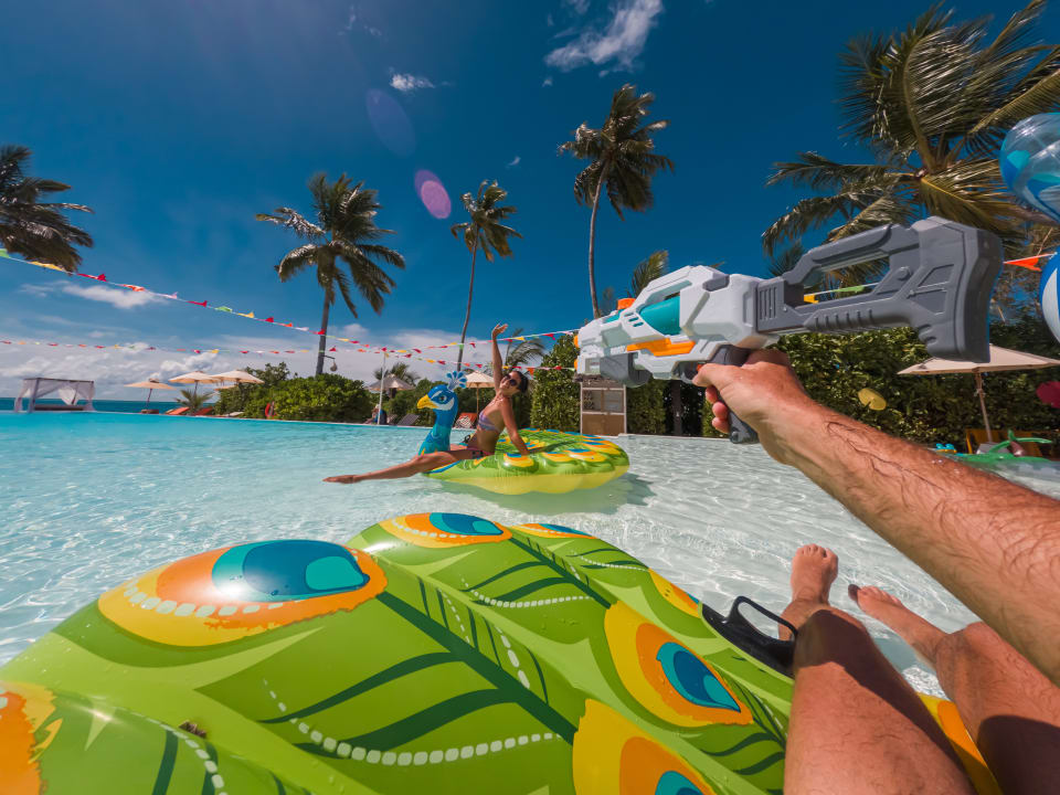 Pool Sun Siyam Iru Veli