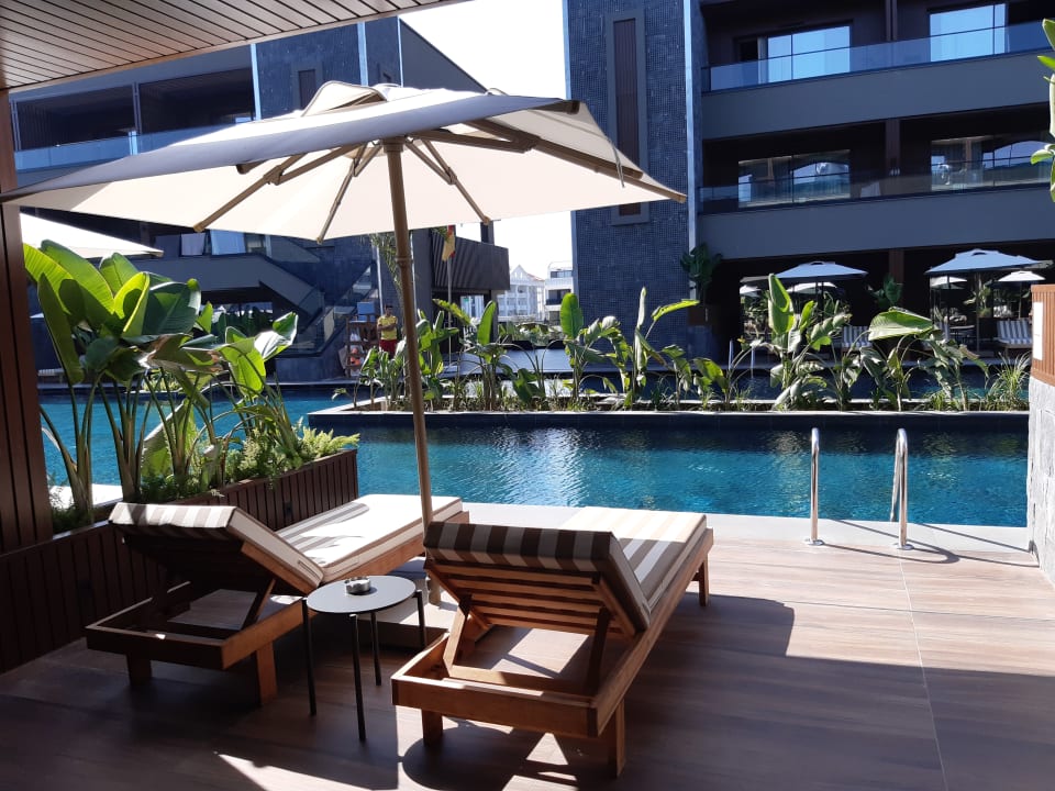 Pool Jacaranda Luxury Resort