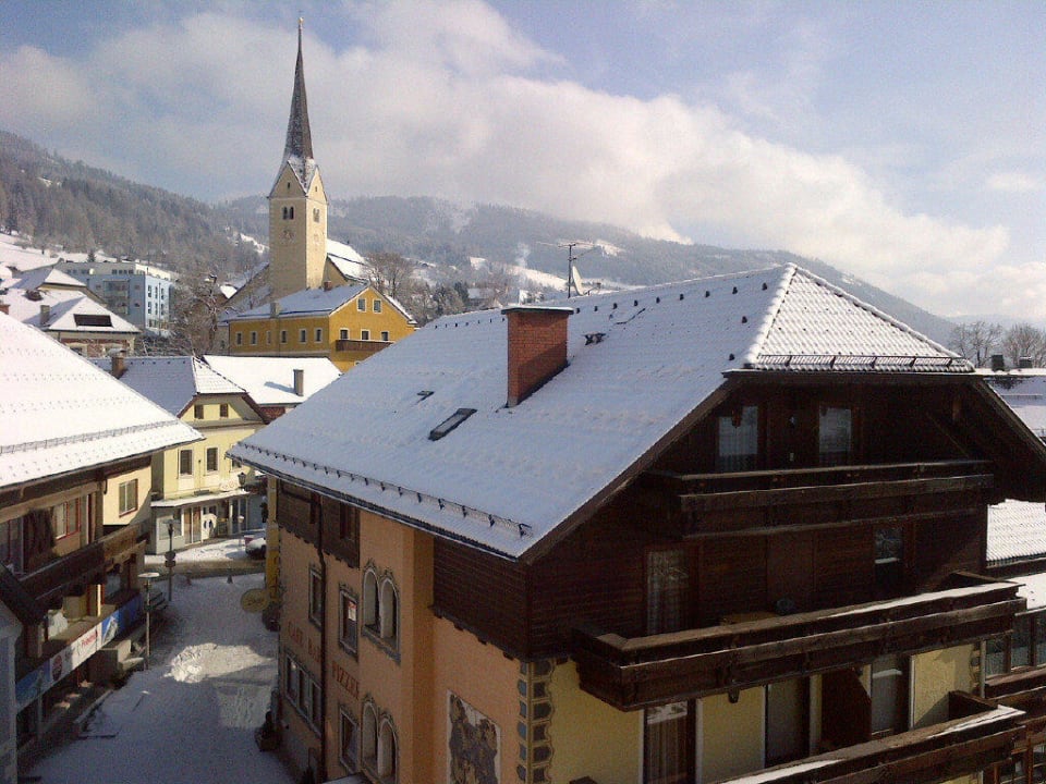 Blick Richtung Ort Wellnesshotel Eggerwirt