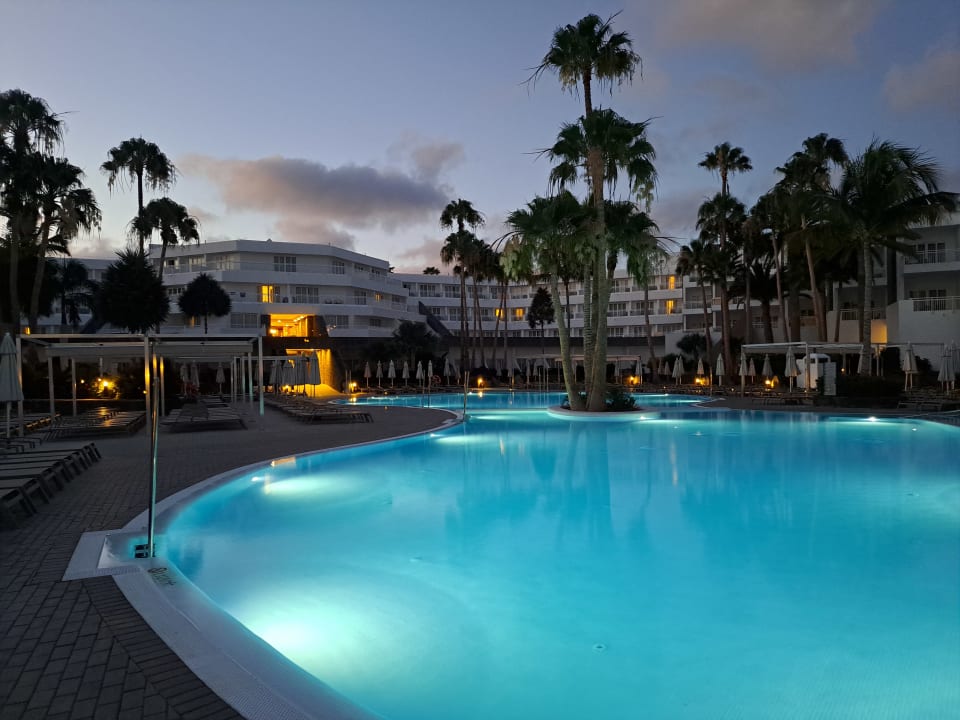 Pool Hotel Riu Paraiso Lanzarote