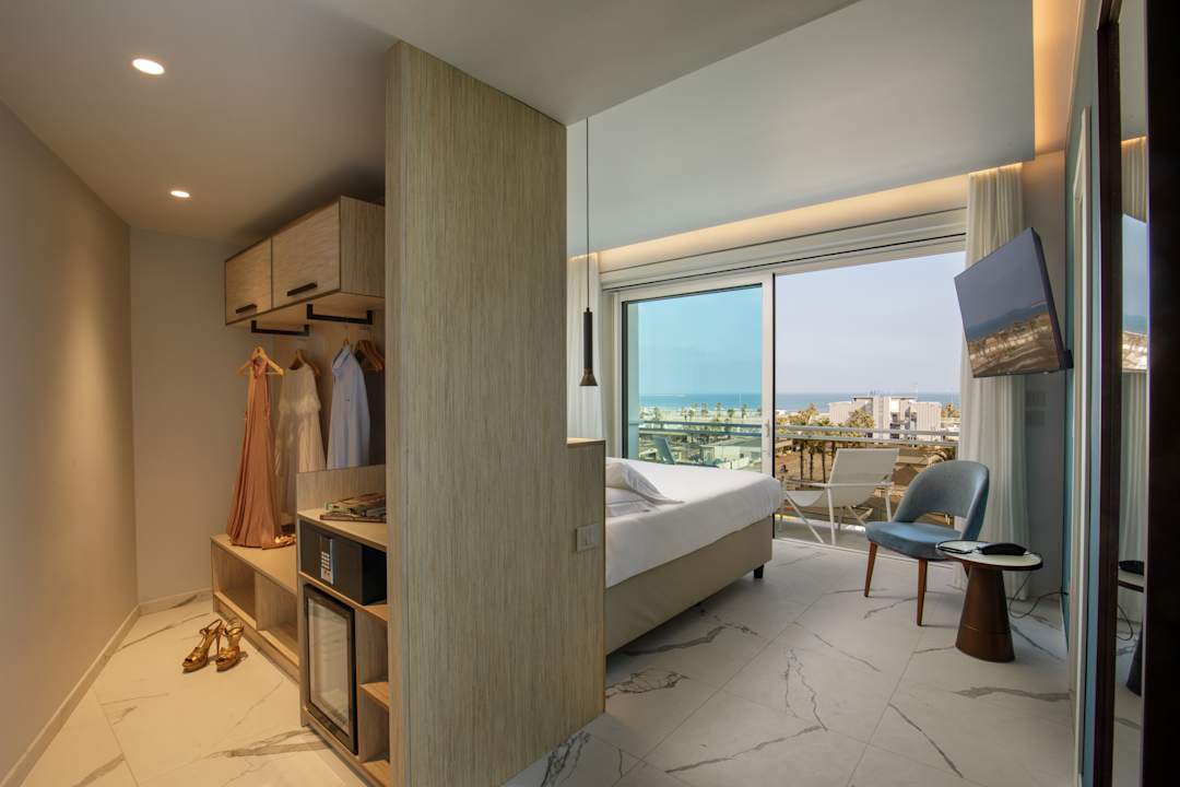 Zimmer Ambasciatori Suite Hotel