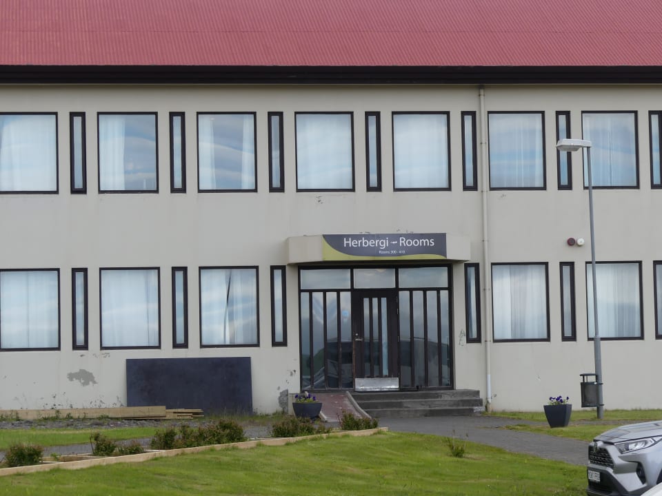 Außenansicht Hotel Edda Laugarbakki