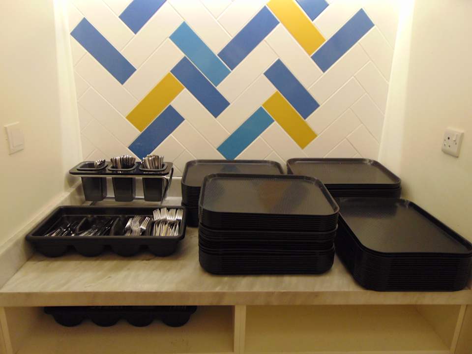 Lobby Hampton By Hilton Dubai Airport