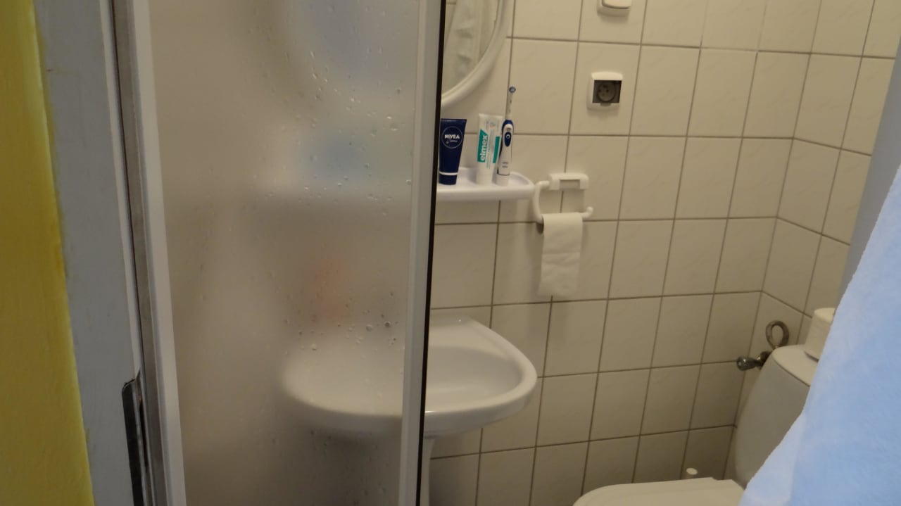 Größe des Bades Kurhaus Kaja