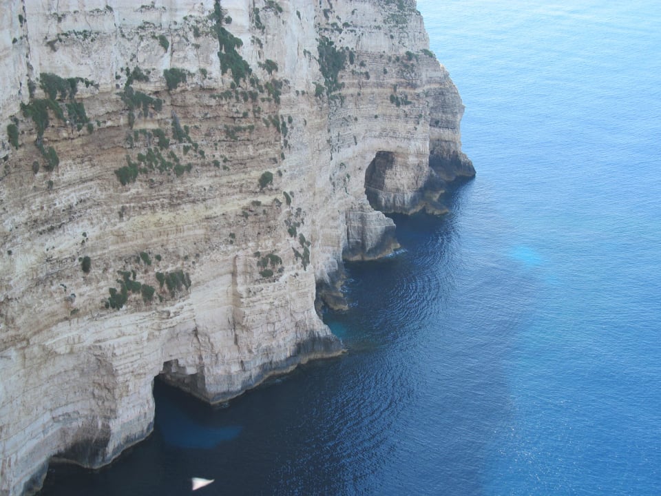 Blick vom Hotelfelsen Ta Cenc Hotel