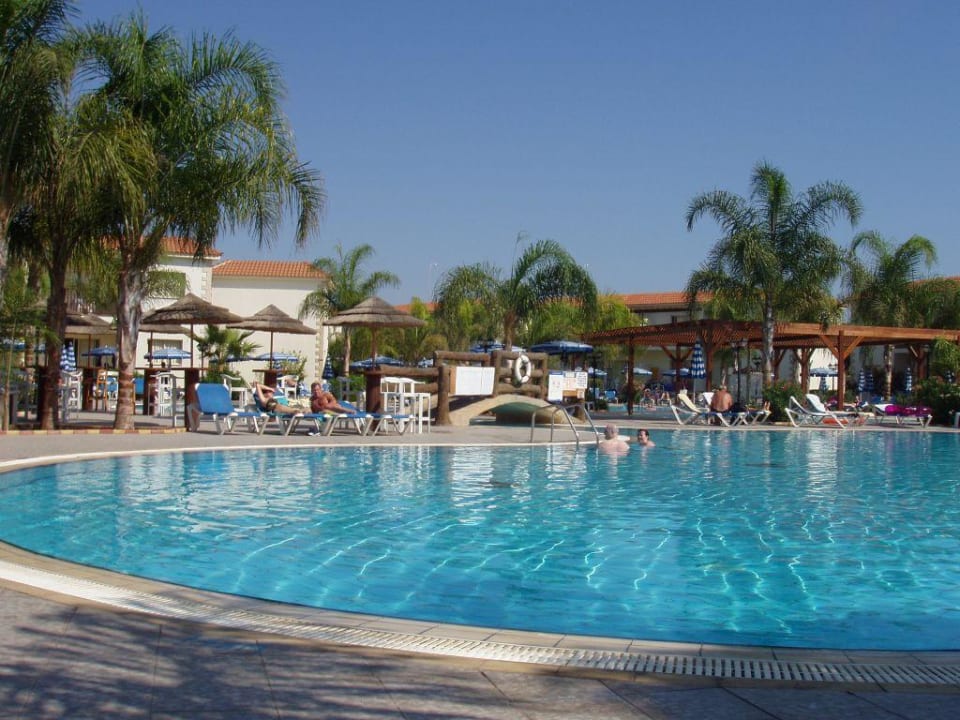 morgens um 10:00 Uhr... Hotel Tsokkos Paradise Village