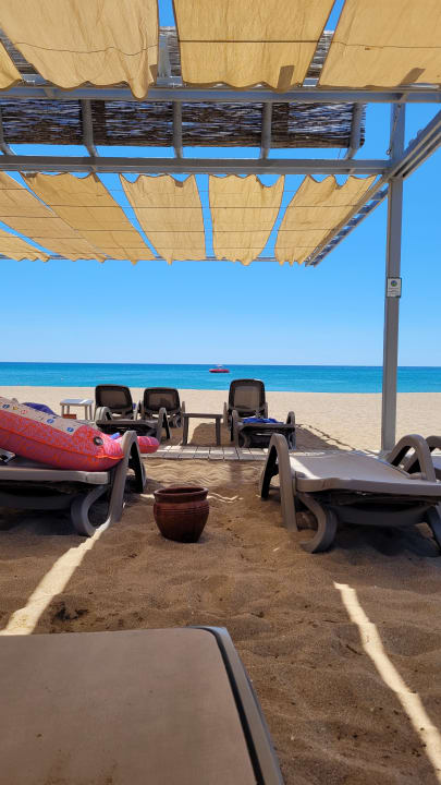 Strand Blue Waters Club