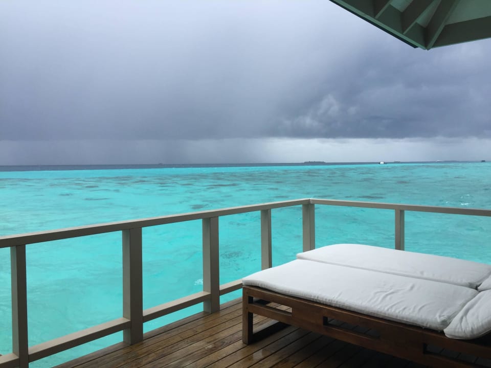 Terrasse Wasserbungalow Summer Island Maldives
