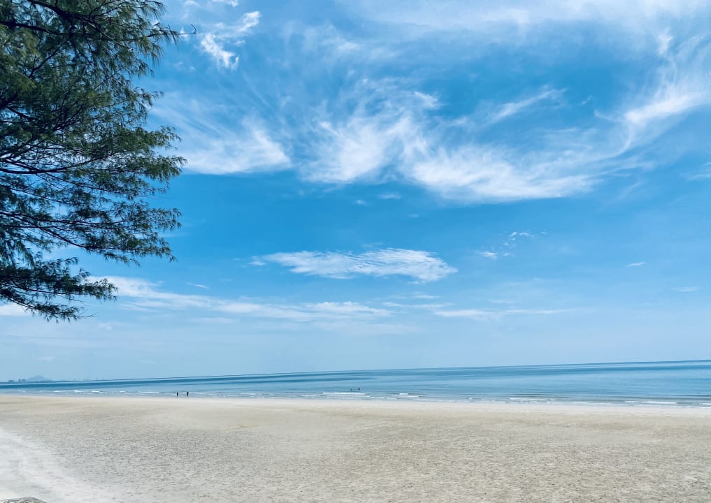 Strand Loligo Resort Hua Hin +A Fresh Twsit By Let's Sea