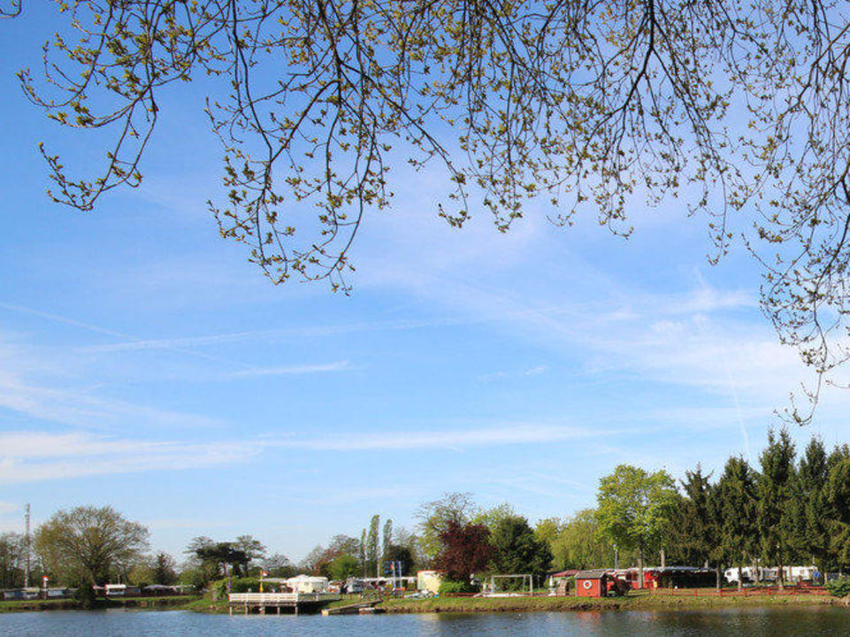 Idyllischer Badesee Campingplatz Natels-Heidesee