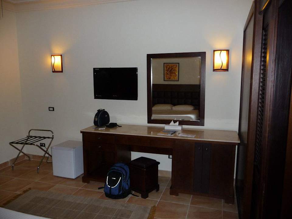 Schreibtisch Pickalbatros Alf Leila Wa Leila Resort - Neverland Hurghada