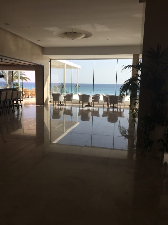 Lobby Hotel Sunrise Beach