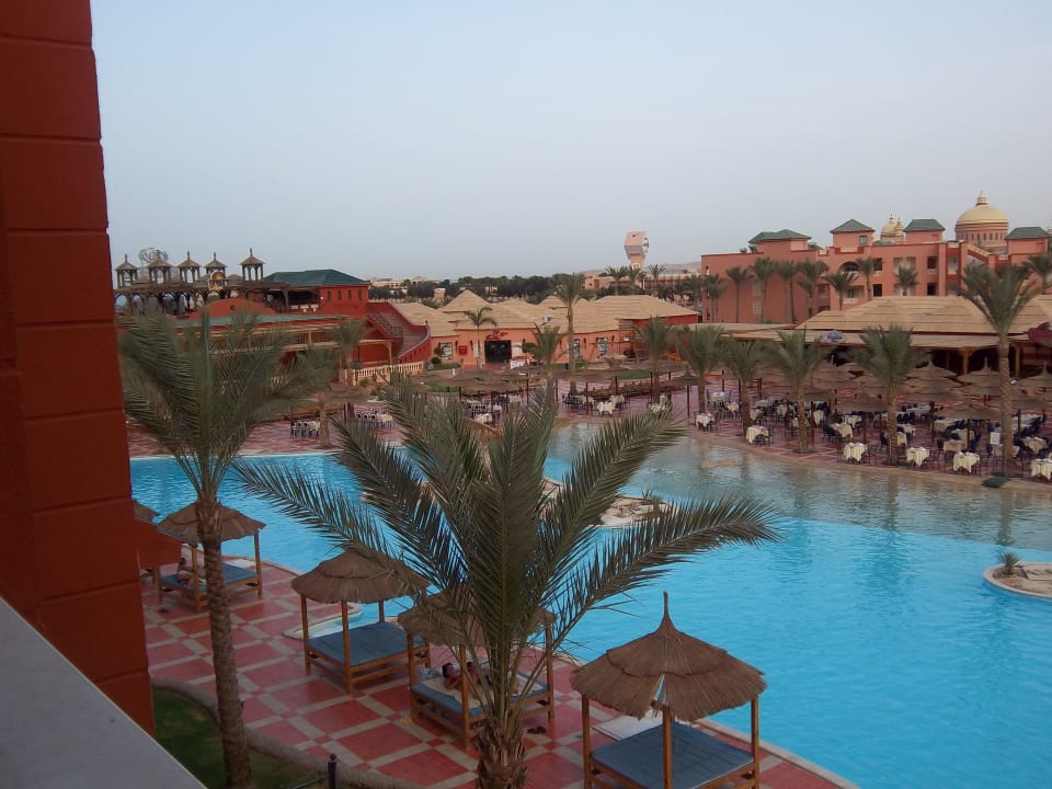 Poolanlage und Lobby Pickalbatros Aqua Vista Resort - Hurghada