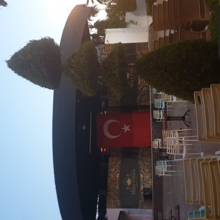 Gastro Mary Hotel Side