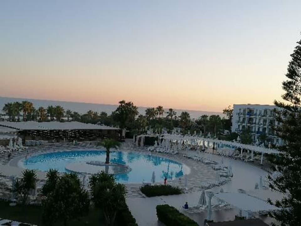 Pool Kaya Side