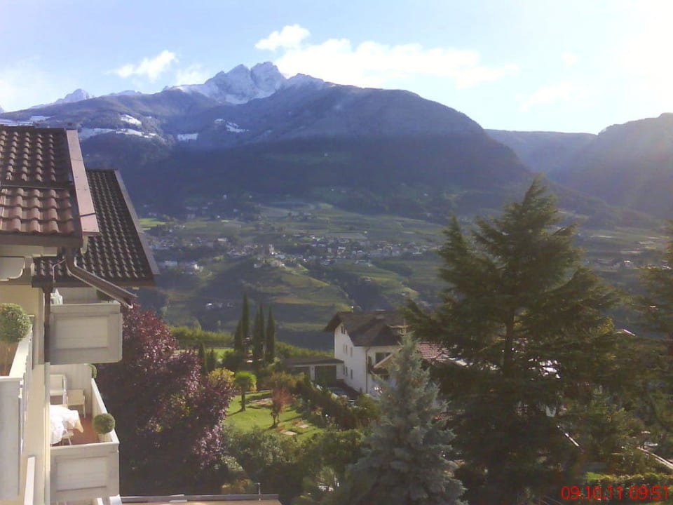 Balkonblick Appartementhaus Residence Hirzer