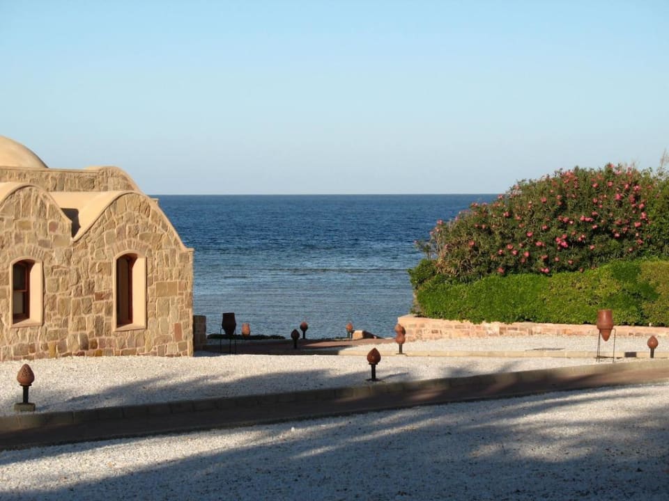 Ausblick von Anlage aufs Meer Mövenpick Resort El Quseir