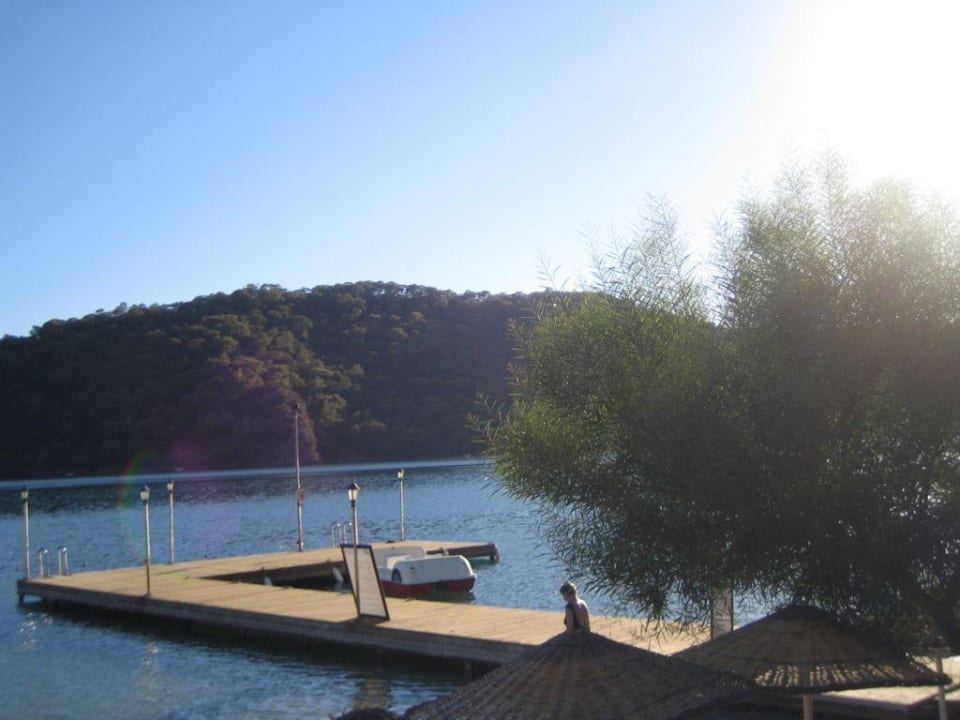 Bild vom Holzsteg Hotel Meri