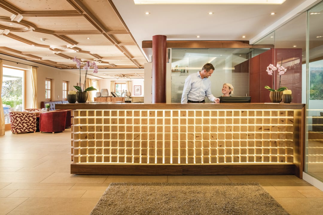 Lobby Hotel Landsitz Stroblhof