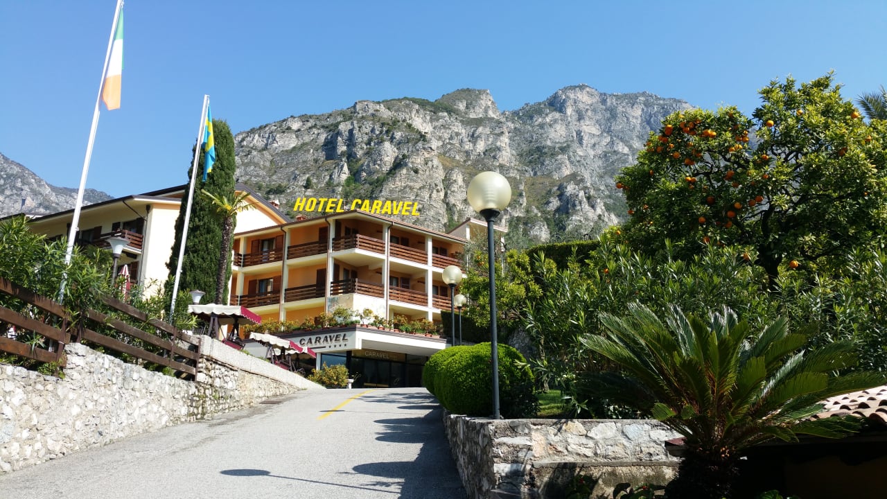 Außenansicht Hotel Caravel