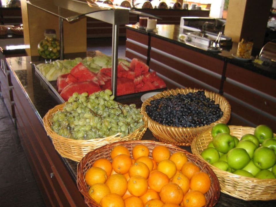 Obst auf dem Buffet Doubletree by Hilton Bodrum Isil Club All-Inclusive Resort