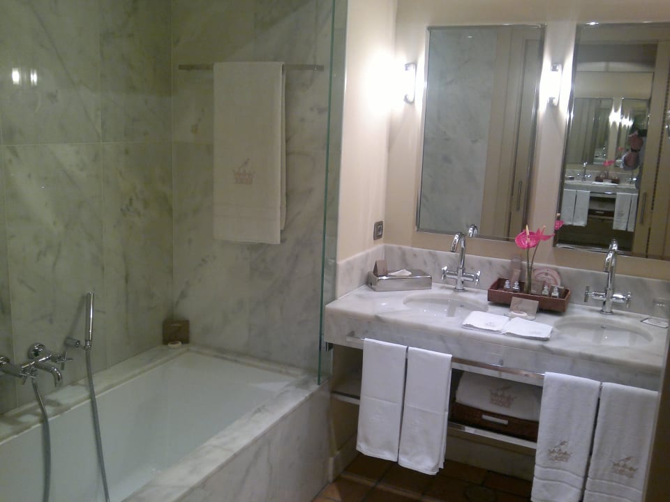 Bad Zimmer 312 Bahía del Duque