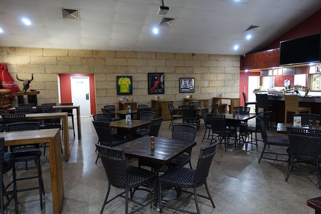 The Grande Sports Bar The Kimberly Grande