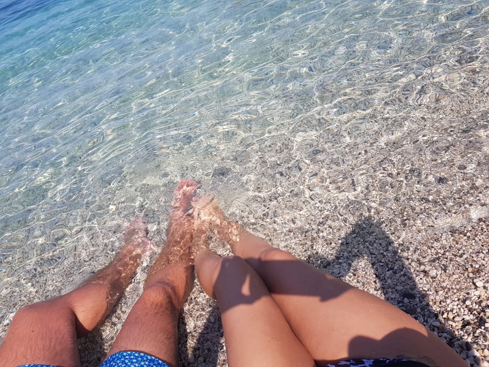 Strand Hillside Beach Club