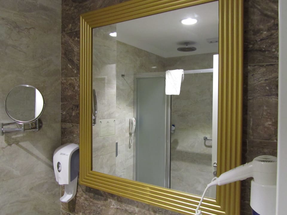 Zimmer Mary Hotel Side