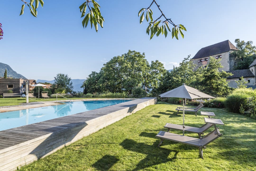 Pool Baumgartner's Blumenhotel