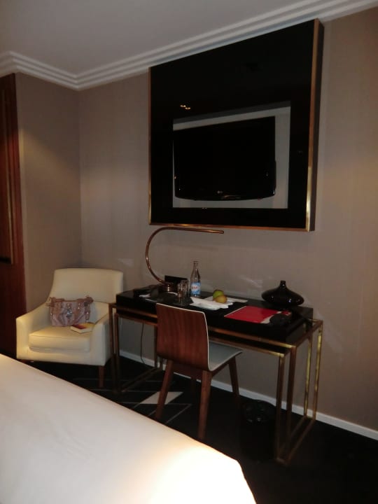 TV Hotel Altis Avenida