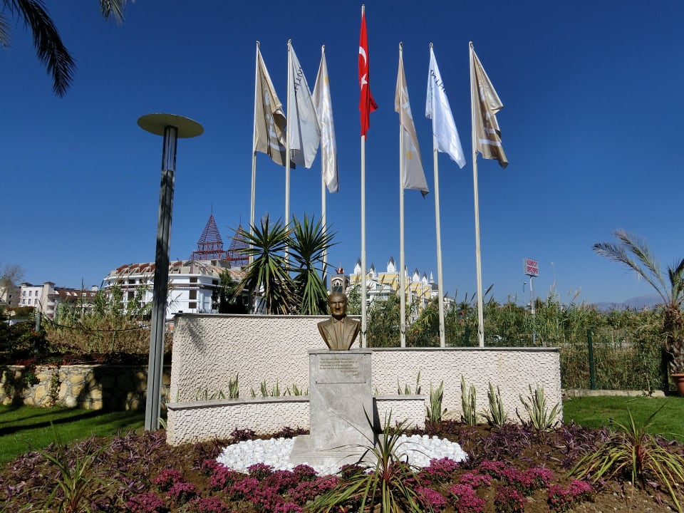 Einfahrt zum Hotel TUI BLUE Xanthe