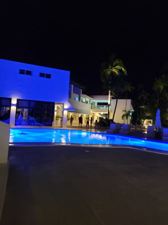 Pool Viva Heavens by Wyndham - All Inclusive Resort