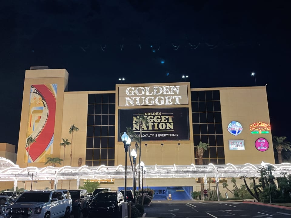 Außenansicht Hotel Golden Nugget