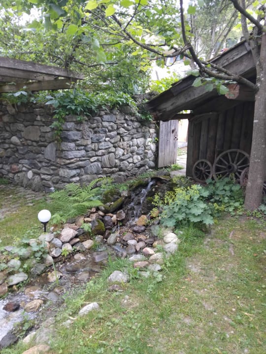 Gartenanlage Hotel Gasthof Kröll