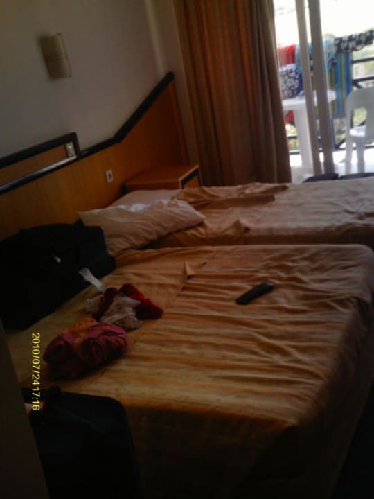 Zimmer Seaden Corolla Hotel