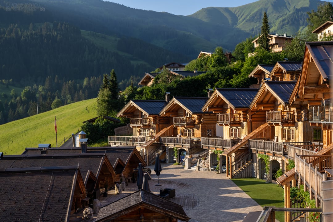 Außenansicht Hüttendorf Maria Alm