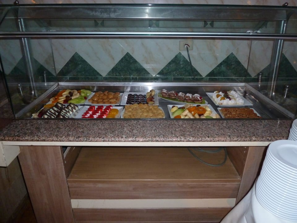 Kuchen Beach Albatros Resort