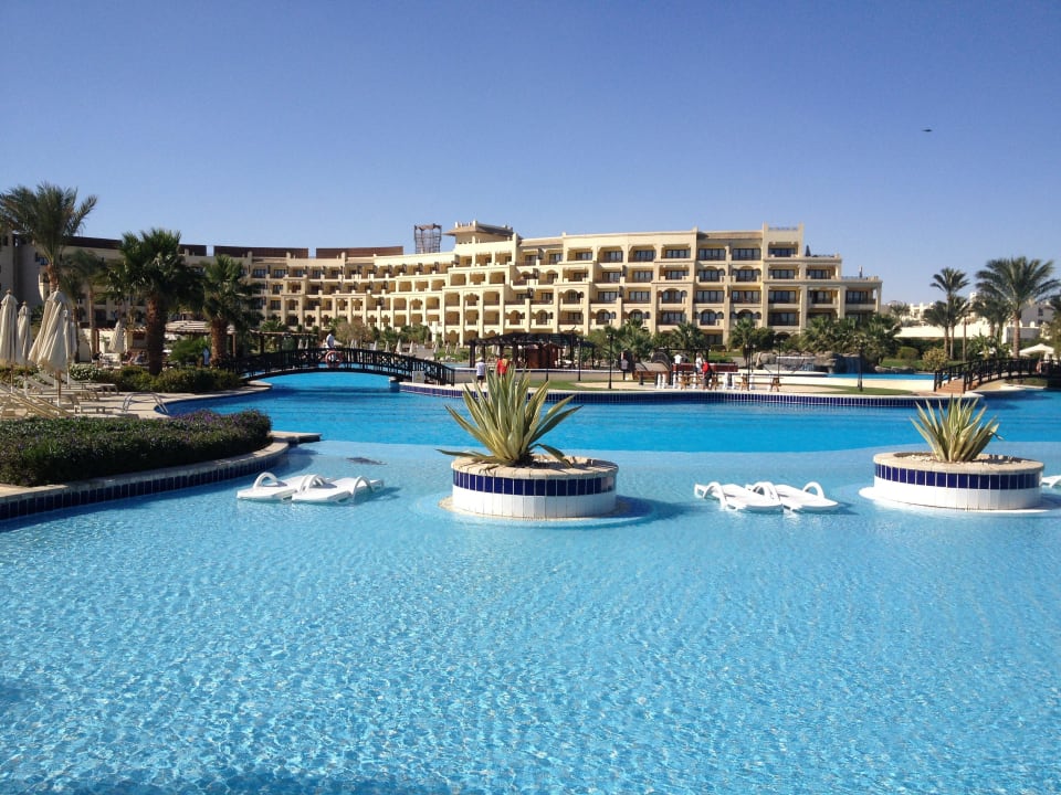 Poolanlage Steigenberger ALDAU Beach Hotel